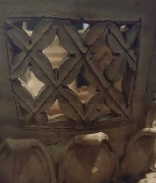 Pottery stand, perforation, lotus petal design, crisscross